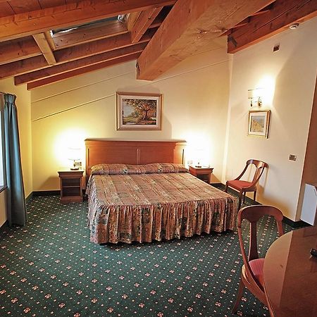 Hotel Faccioli 발레지오술민쵸 외부 사진