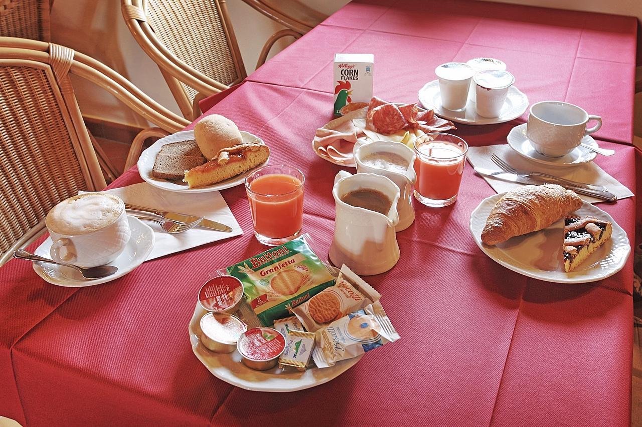 Hotel Faccioli 발레지오술민쵸 외부 사진